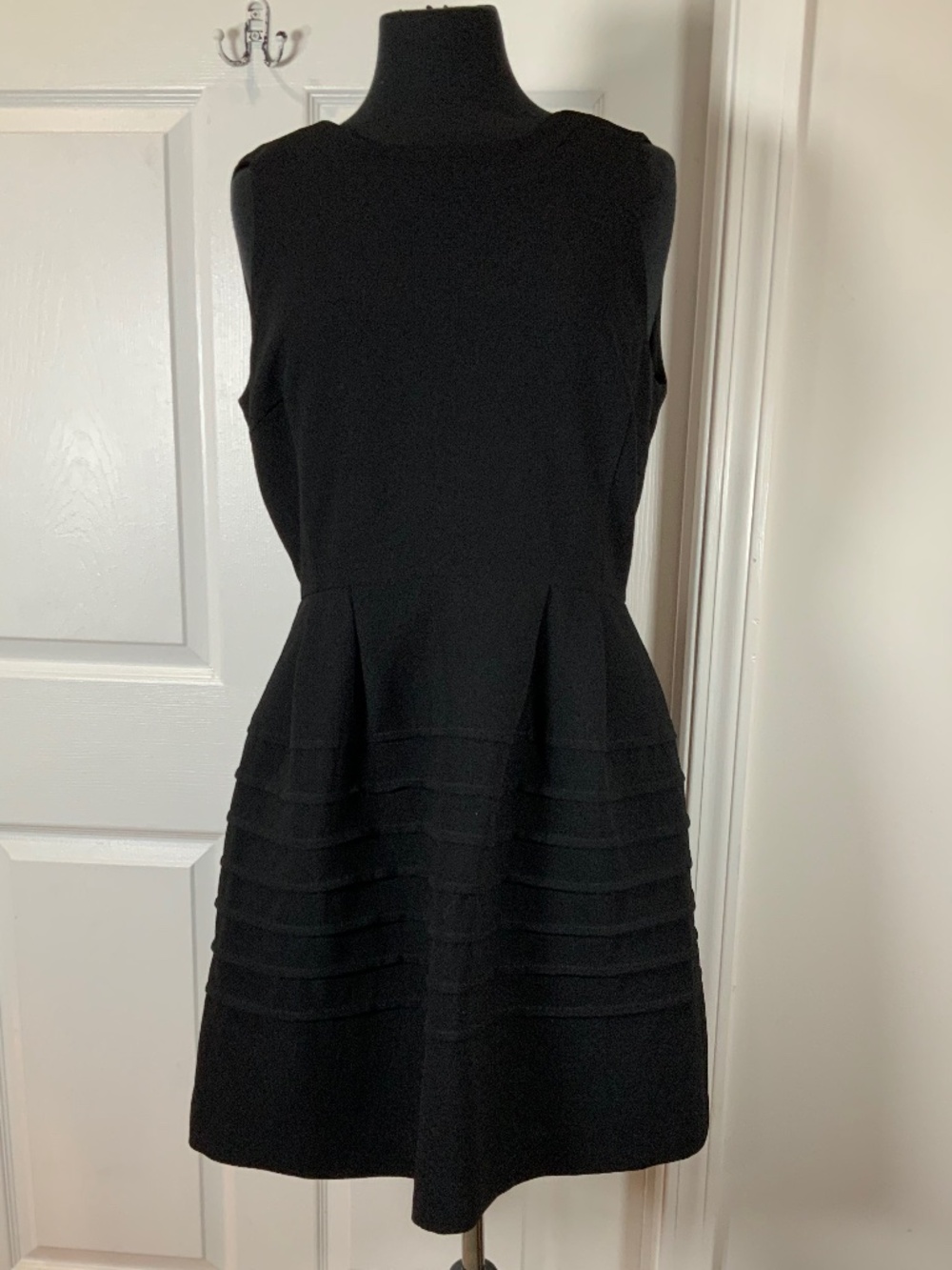 Madewell Black Sleeveless Utility Shift Mini Dress Pockets Minimalist Size 10 - Picture 10 of 10